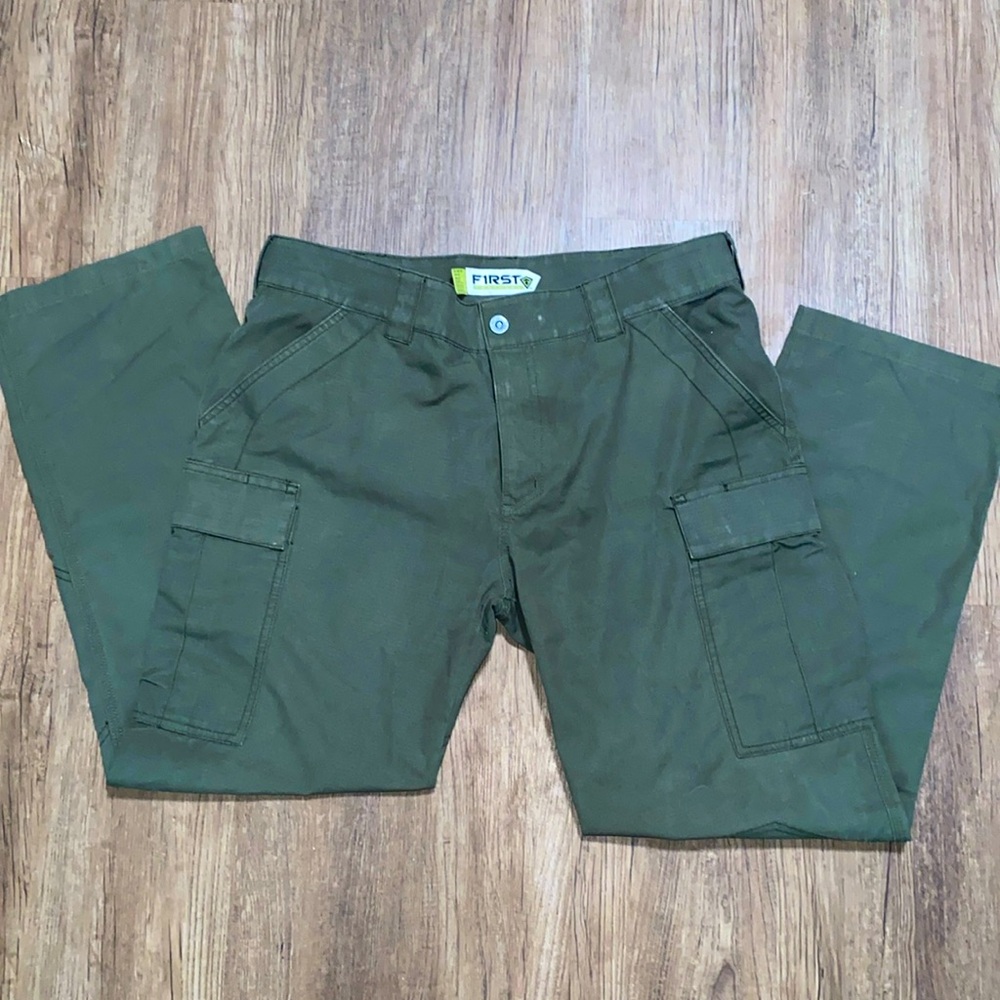 MEN'S V2 TACTICAL PANTS- Green- size 36/34. Great condition